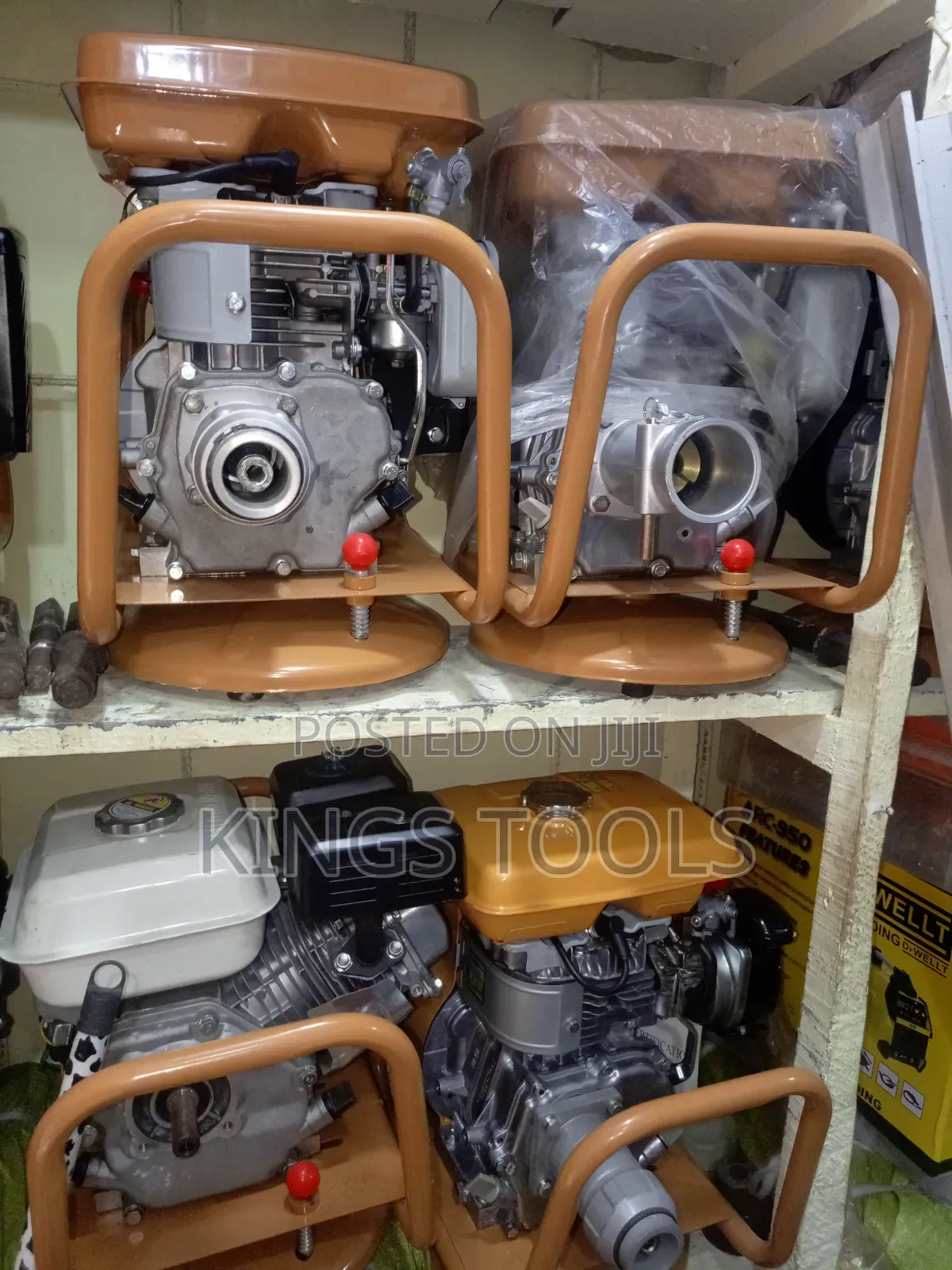 Poker Vibrator Machine
