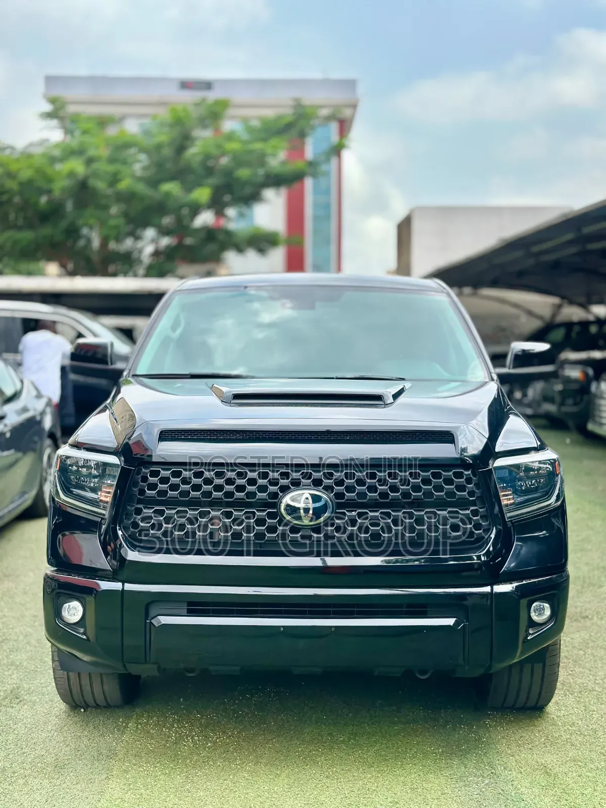 Toyota Tundra 2022 Black