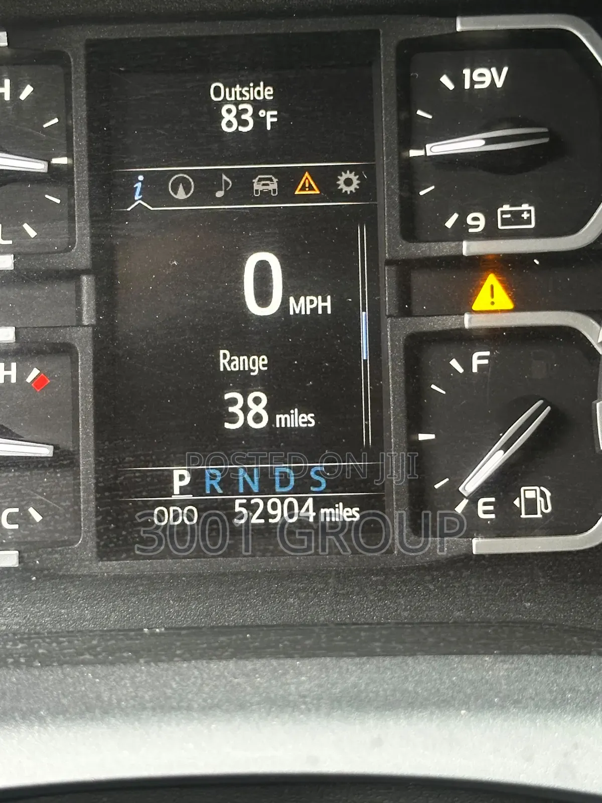 Toyota Tundra 2022 Black
