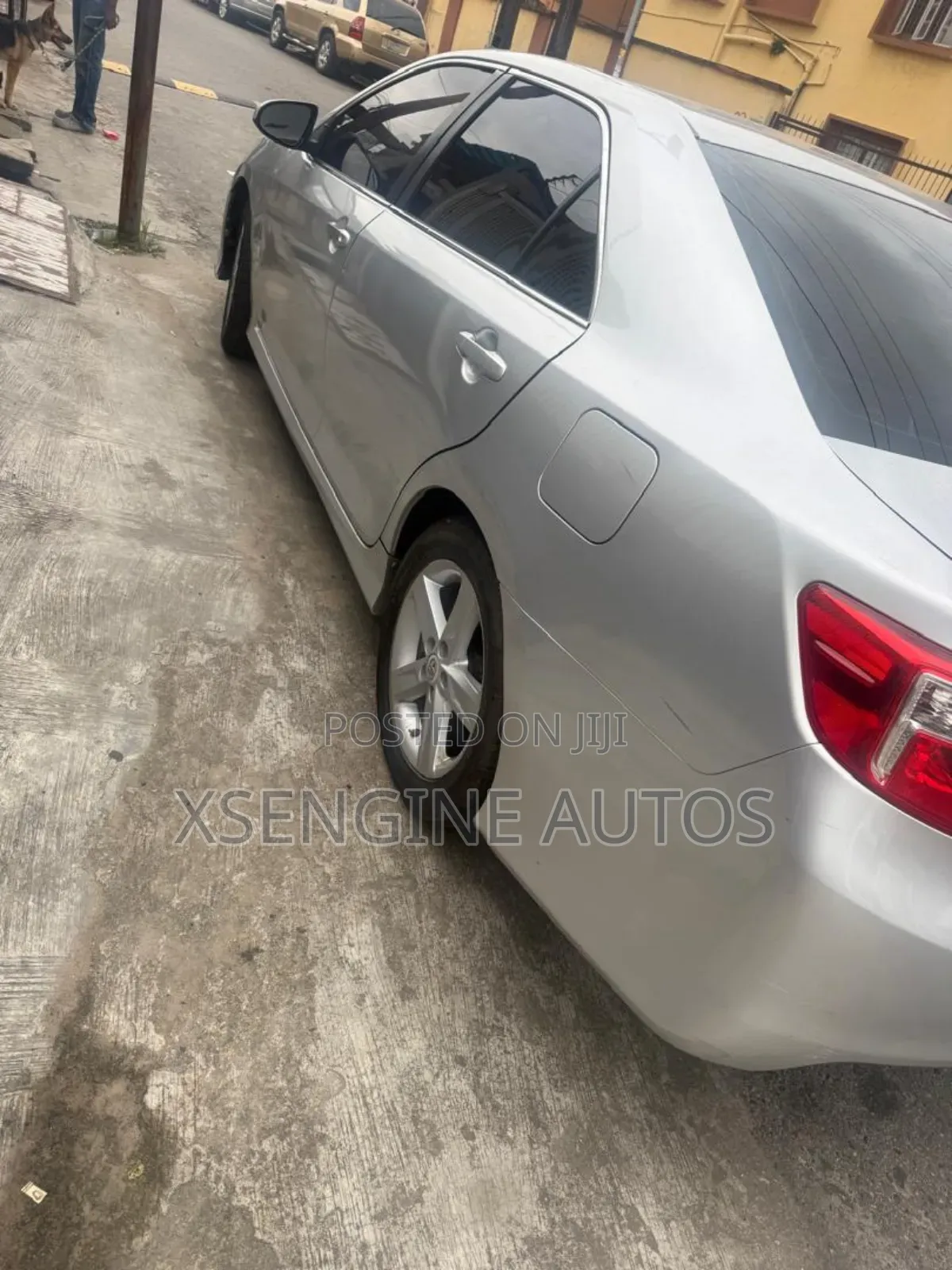 Toyota Camry SE 4dr Sedan (2.5L 4cyl 6A) 2012 Silver