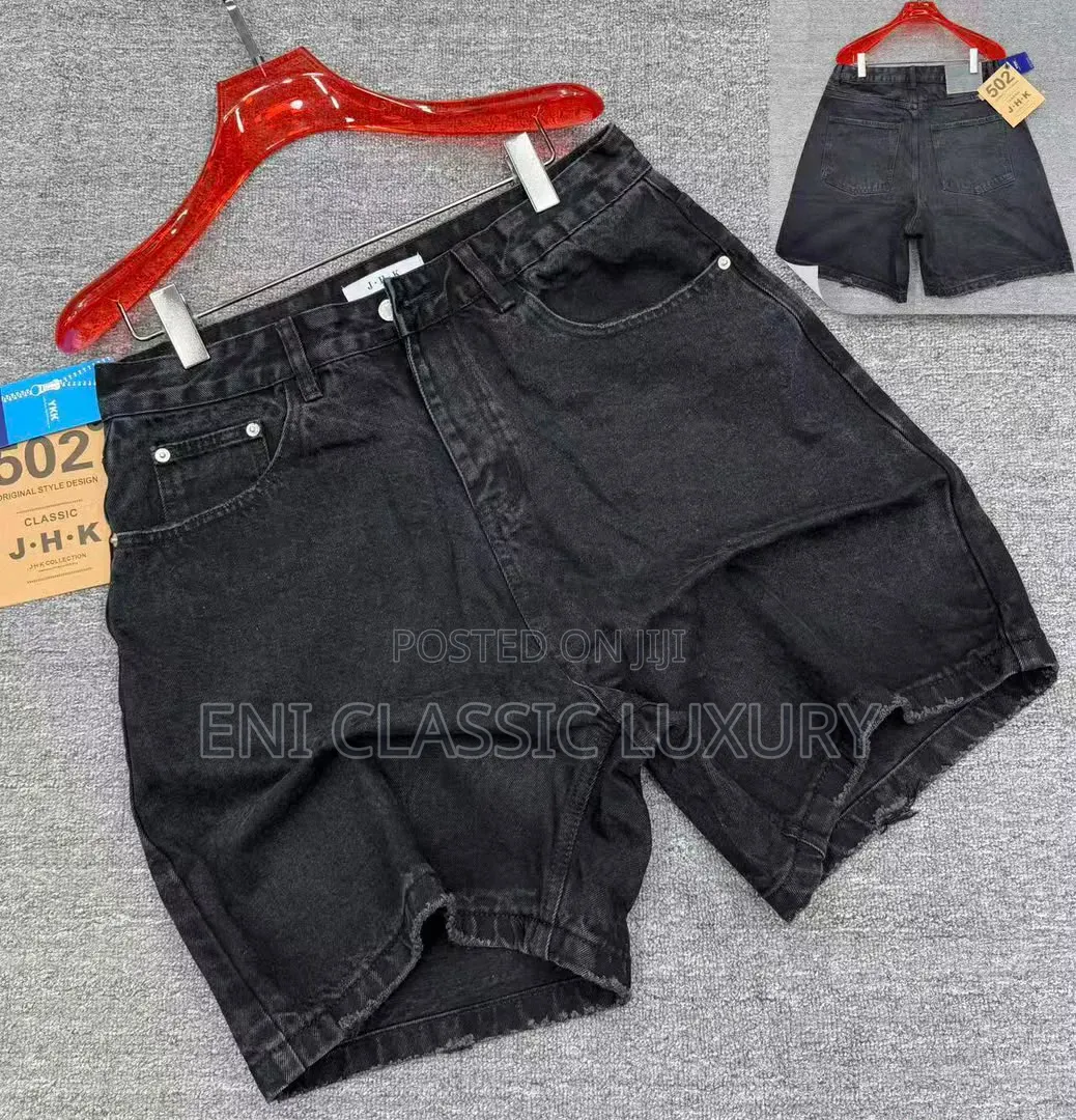 High Demand Luxury Men's Cargo Short Best Quality Well Branded