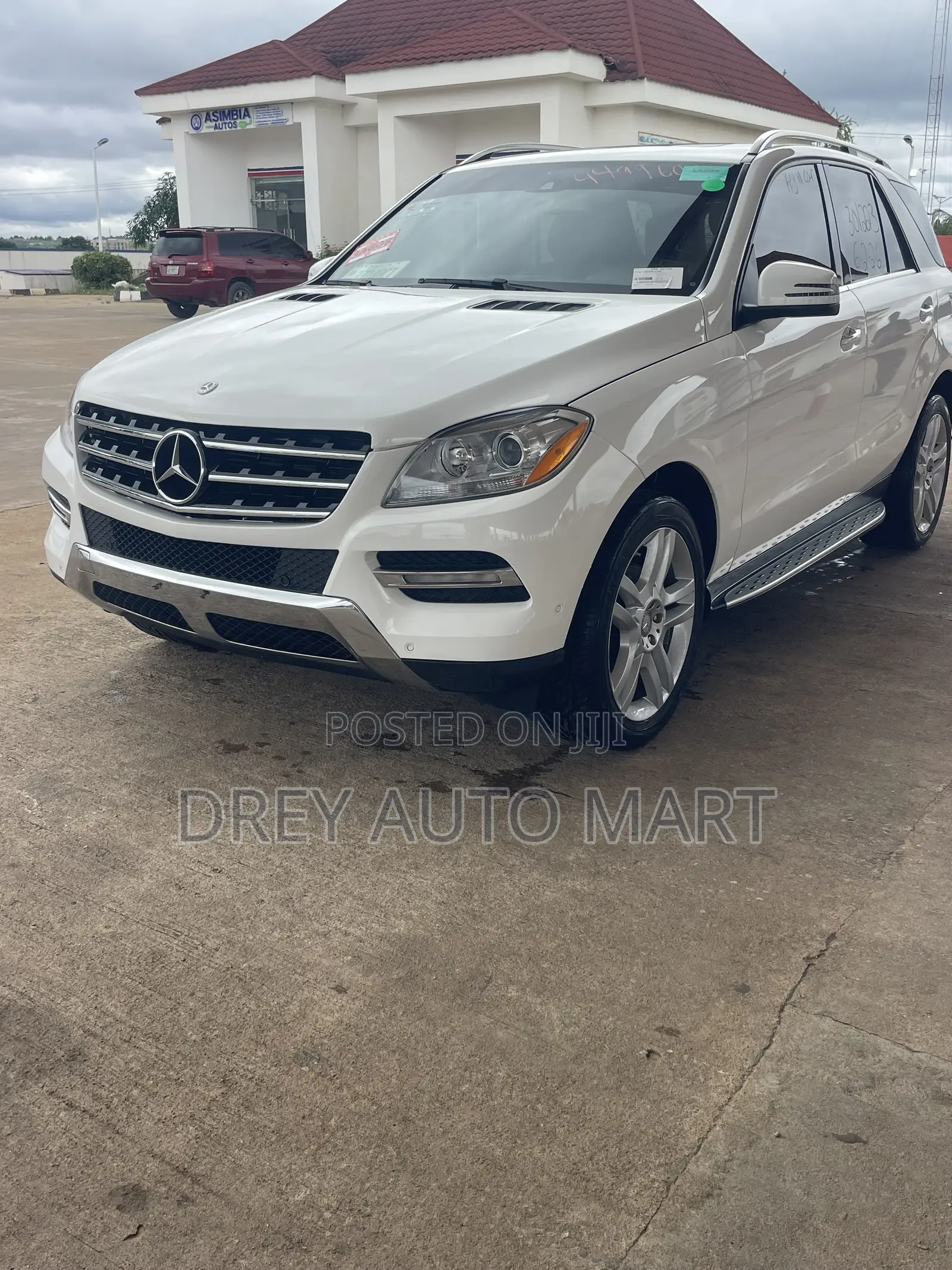 Mercedes-Benz M Class ML350 4dr SUV (3.5L 6cyl 7A) 2014 White