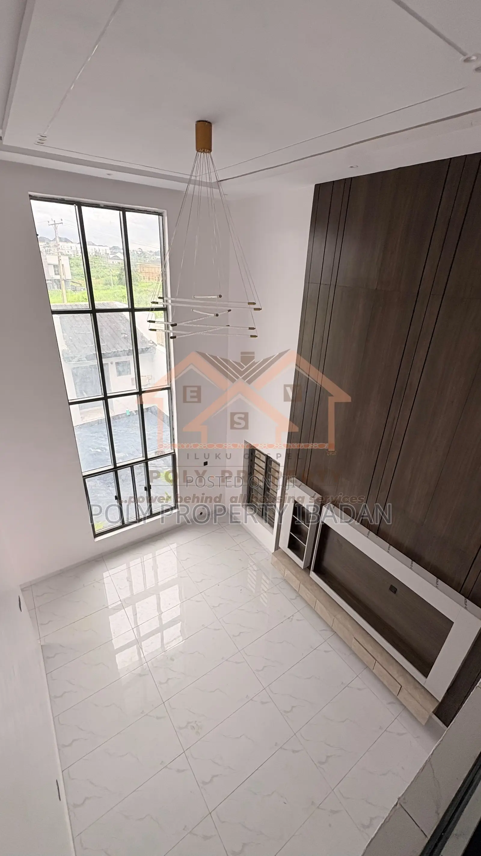 4bdrm Penthouse in Carlton Gate Estate, Ibadan for sale