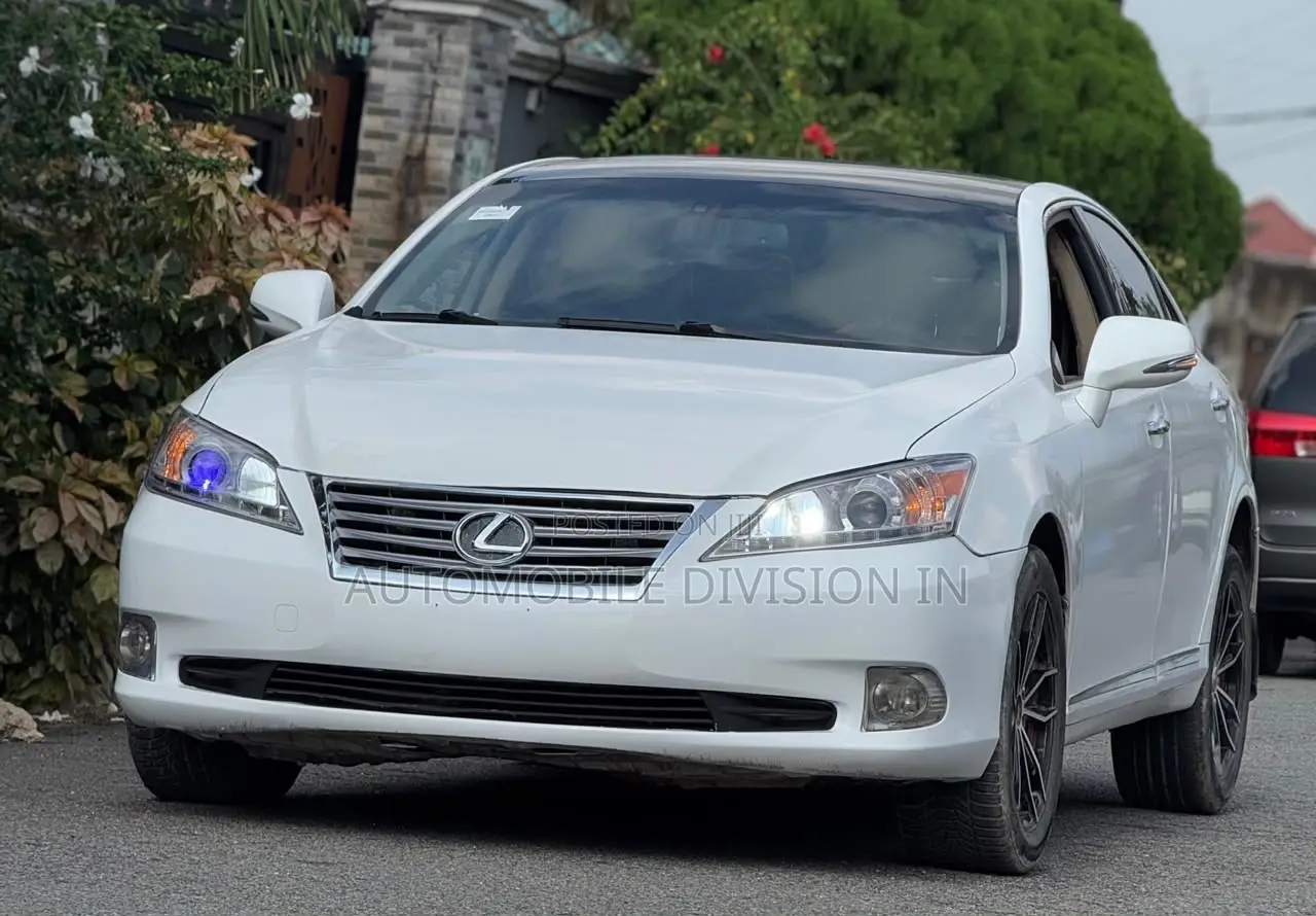 Lexus ES 350 2012 White