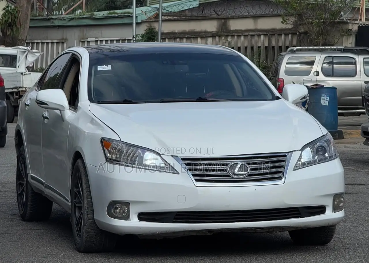 Lexus ES 350 2012 White