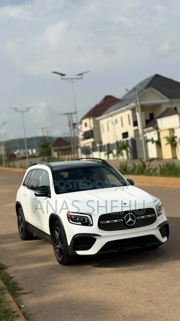 Mercedes-Benz GLB-Class GLB 250 4MATIC 2023 White