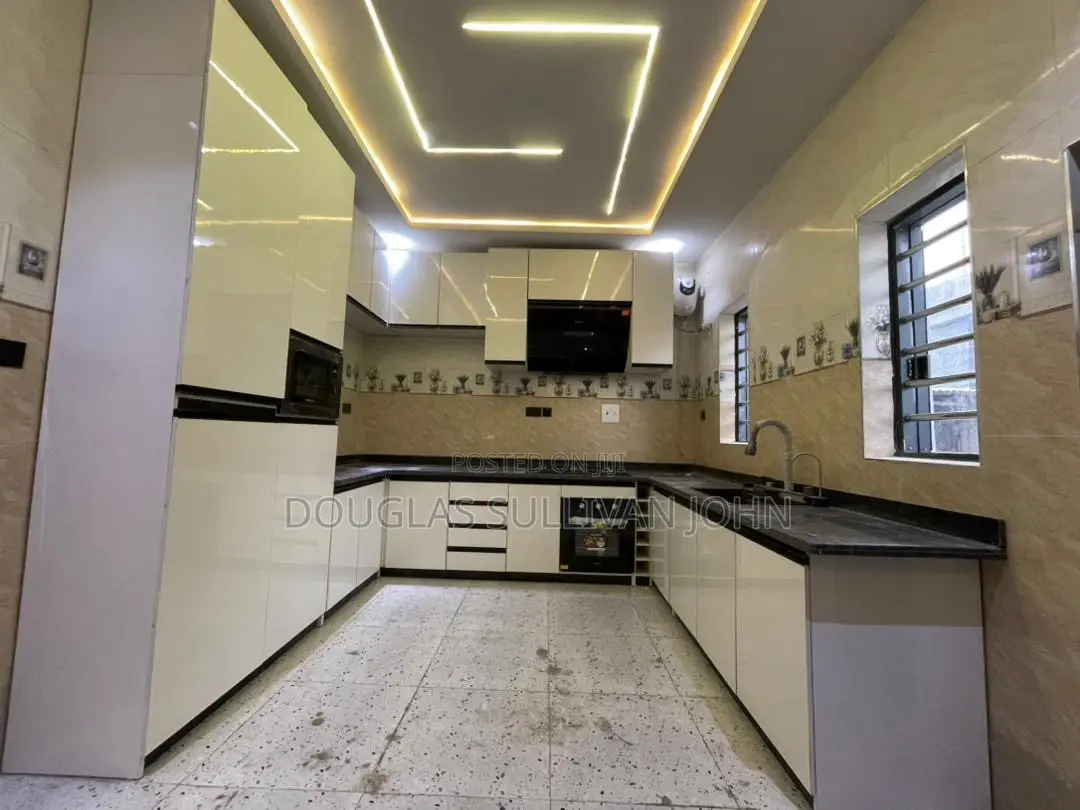Furnished 5bdrm Duplex in New Enugu for sale