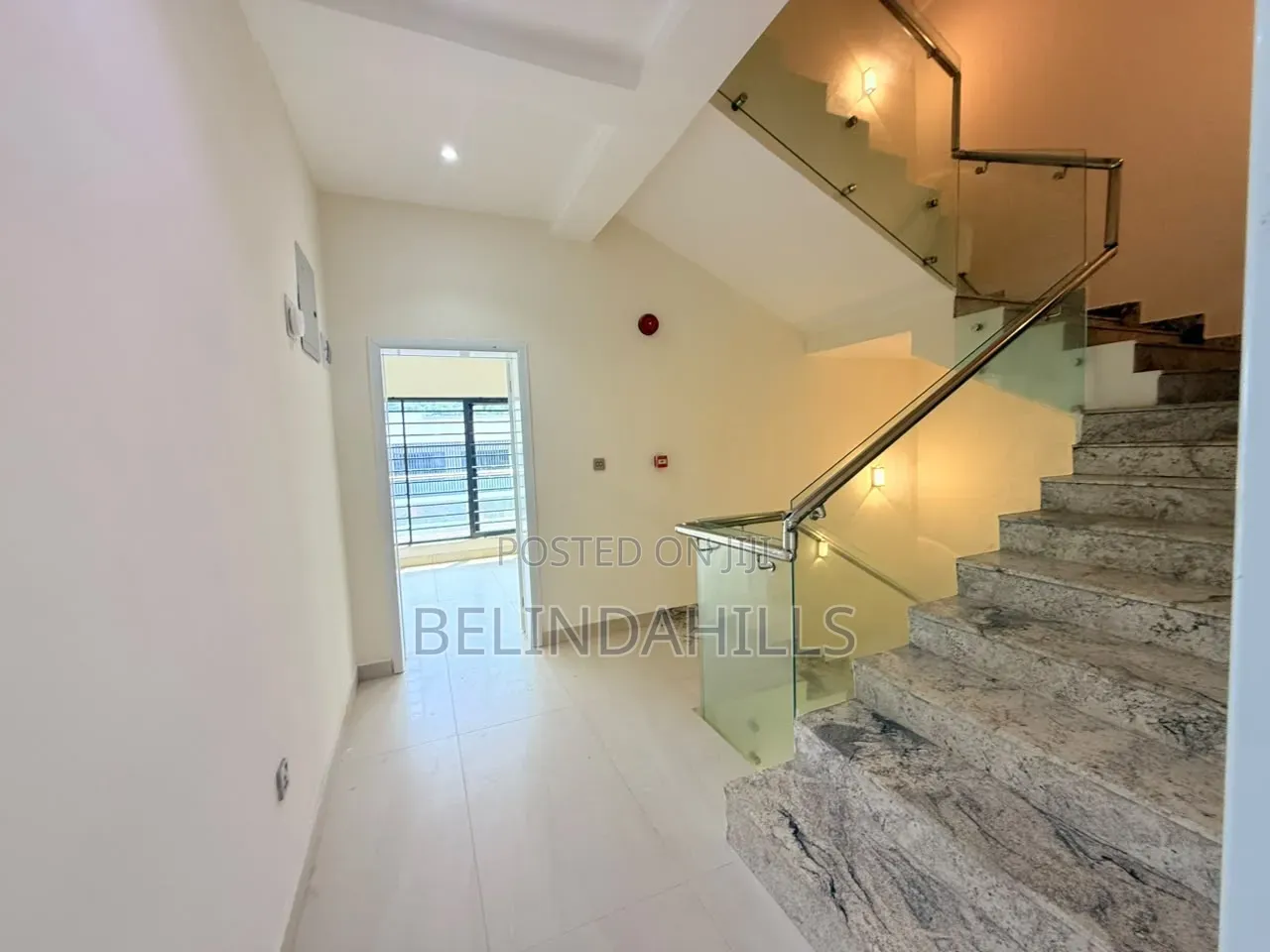 4bdrm Townhouse / Terrace in Maitama for rent