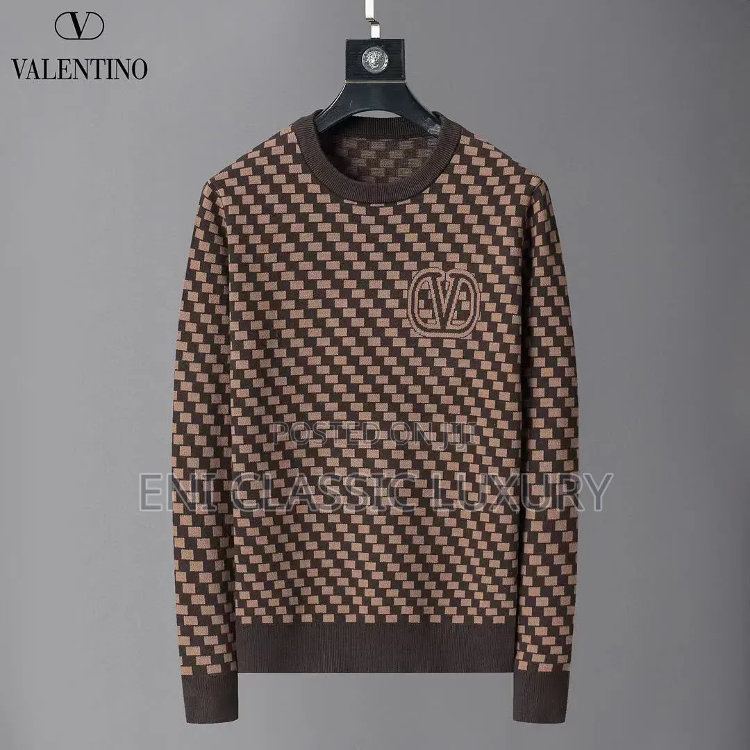 Valentino High Quality Luxury Men's Outfits Collection Best Quality