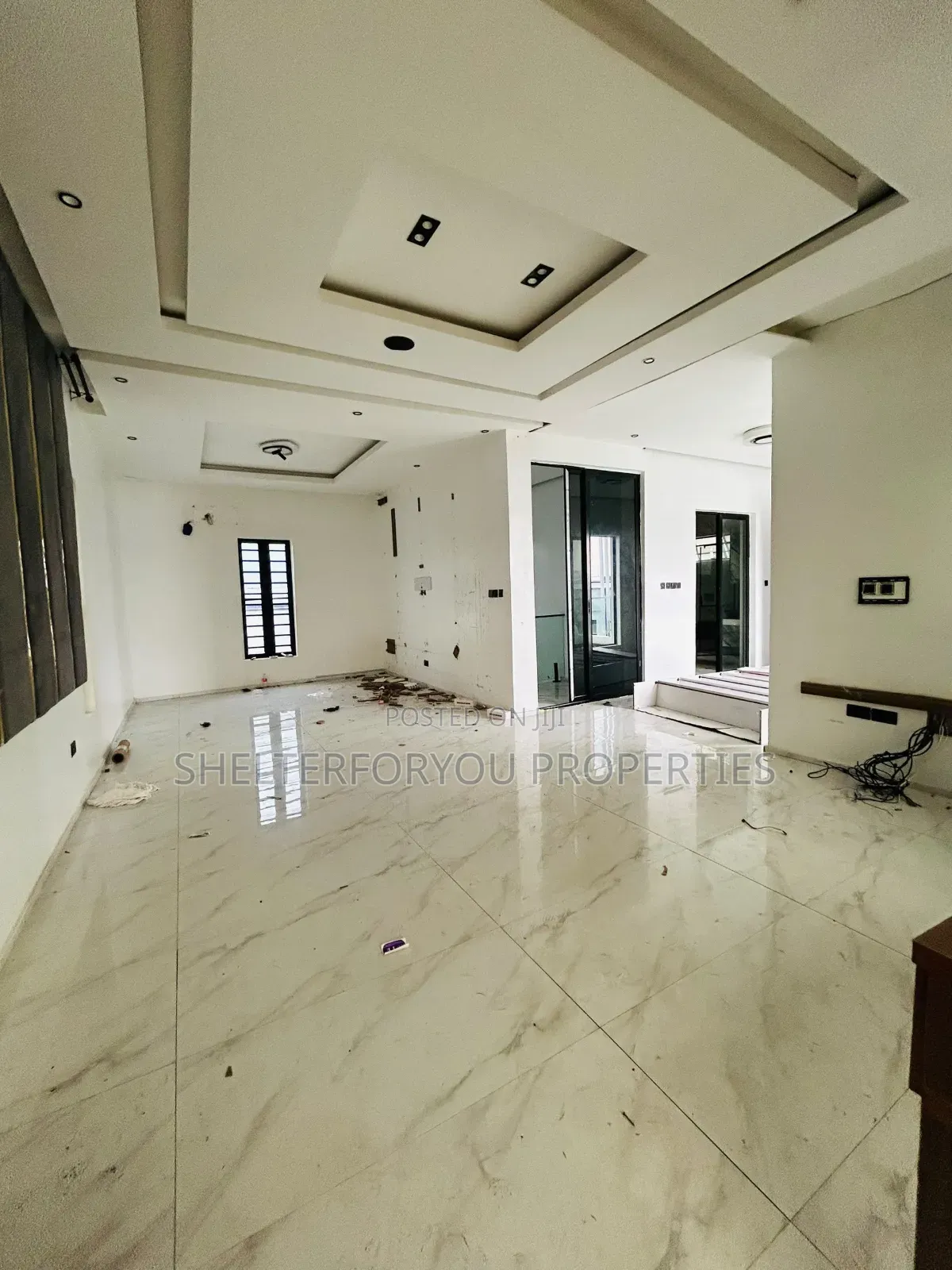 5bdrm Duplex in Orchid Lekki for rent