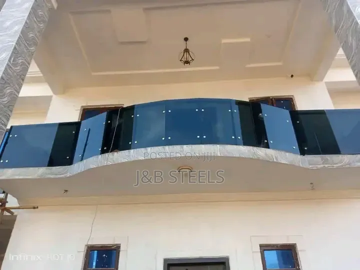 Majestic 10m Glass