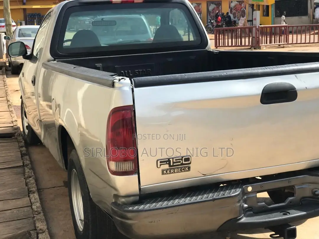 Ford F-150 Automatic 2002 Silver