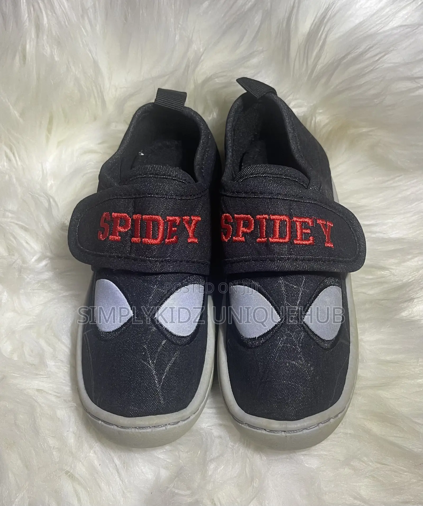 Spidey-Inspired Kids’ Sneakers