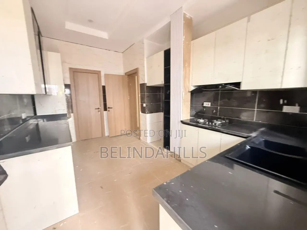 4bdrm Townhouse/Terrace in Kado for sale