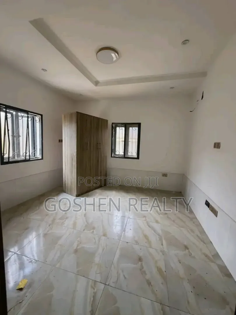 2bdrm Block of Flats in Jahi Main for rent