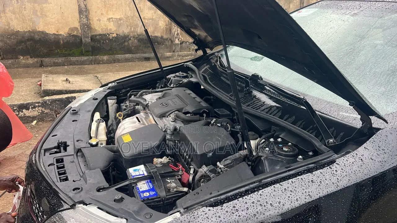 Toyota Camry SE 4dr Sedan (2.5L 4cyl 6A) 2013 Black