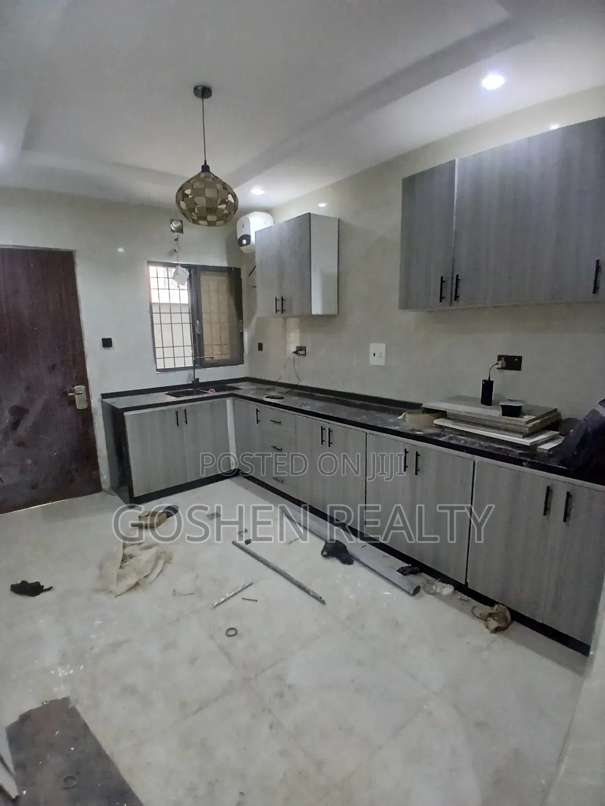 4bdrm Townhouse/Terrace in Jahi for sale