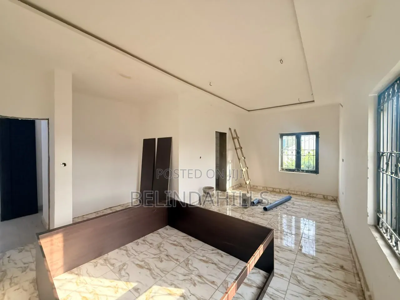 4bdrm Duplex in Apo Resettlement for sale