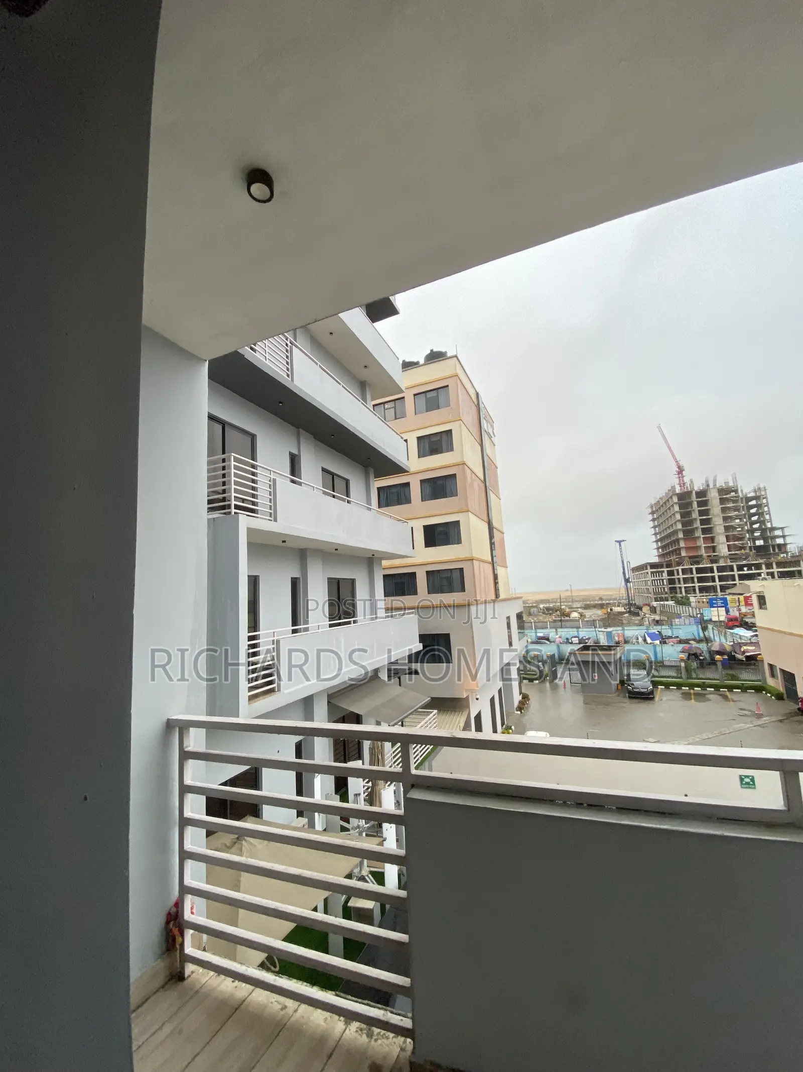 3bdrm Apartment in Victoria Island Extension for rent