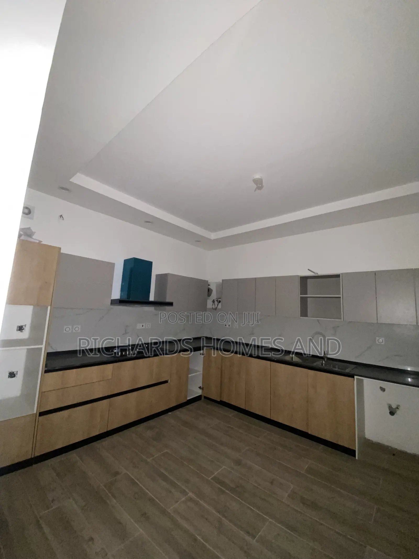 3bdrm Apartment in Victoria Island Extension for rent