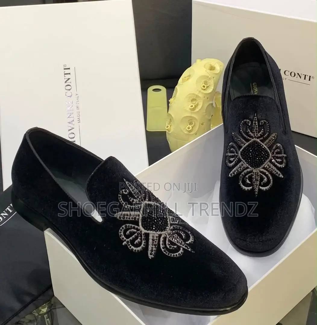 Suede Velvet Embroidered Men's Shoes | Elegant Craftsmanship