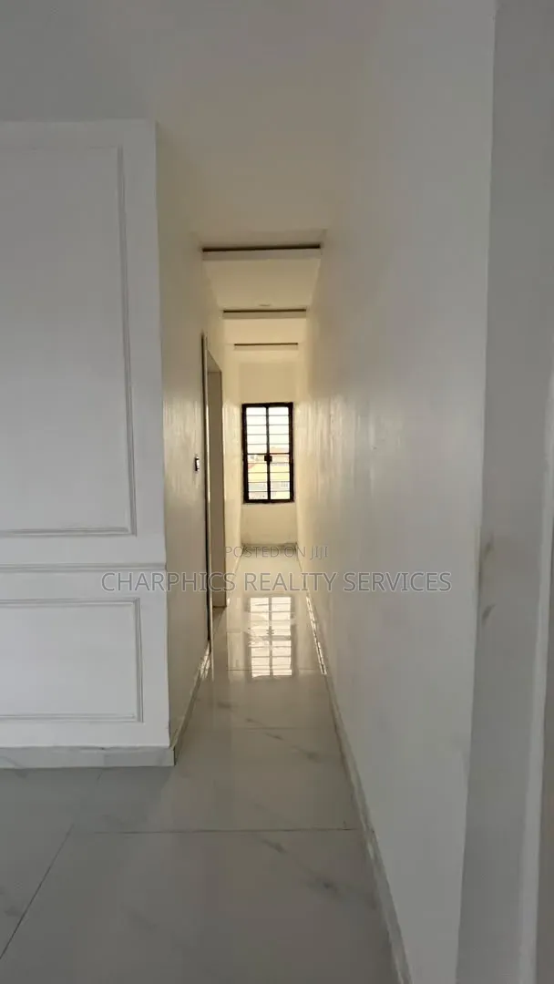 2bdrm Apartment in Igbo-efon for rent