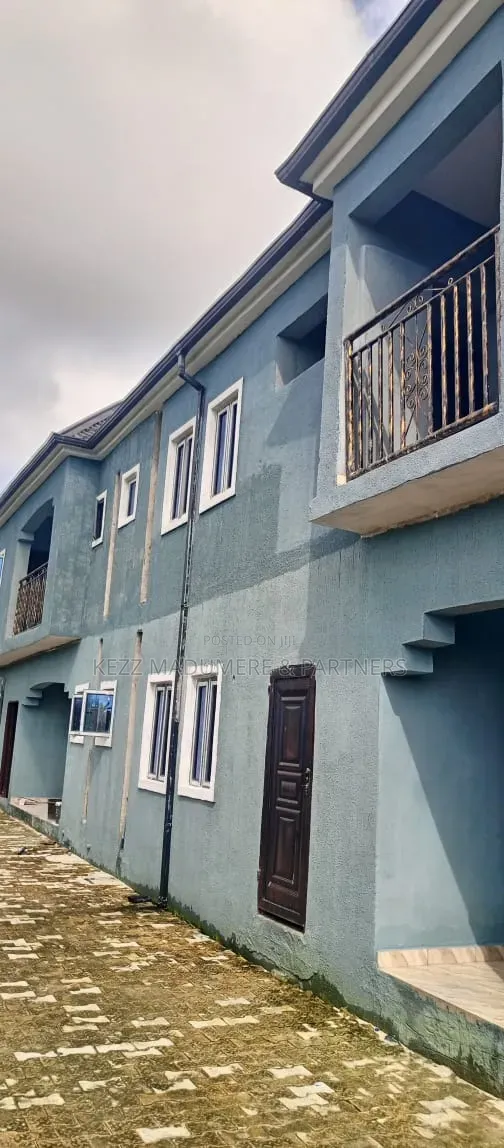6bdrm Block of Flats in Off Sars Road, for sale