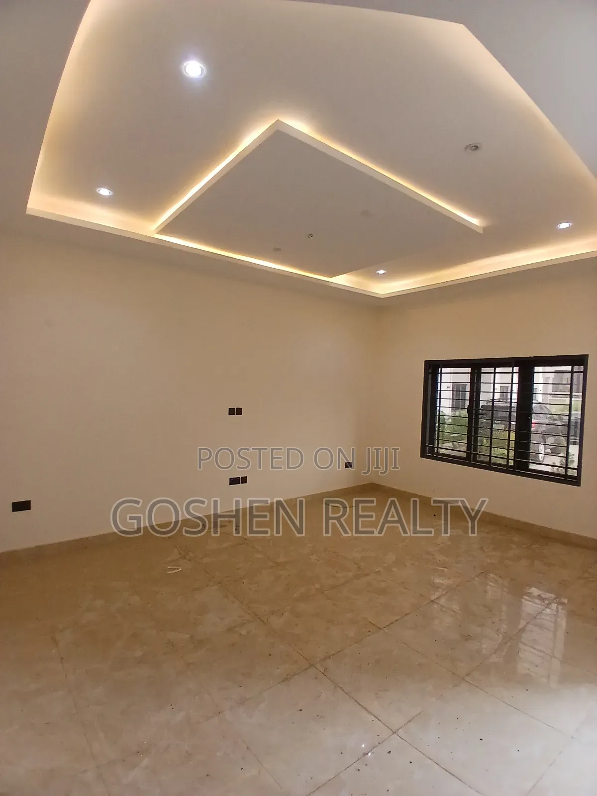 4bdrm Townhouse/Terrace in Jahi for sale
