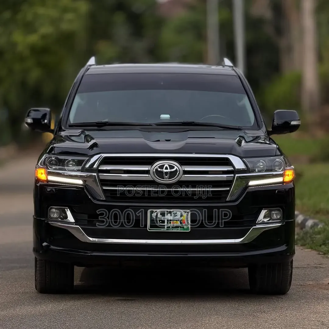 Toyota Land Cruiser 2020 Black
