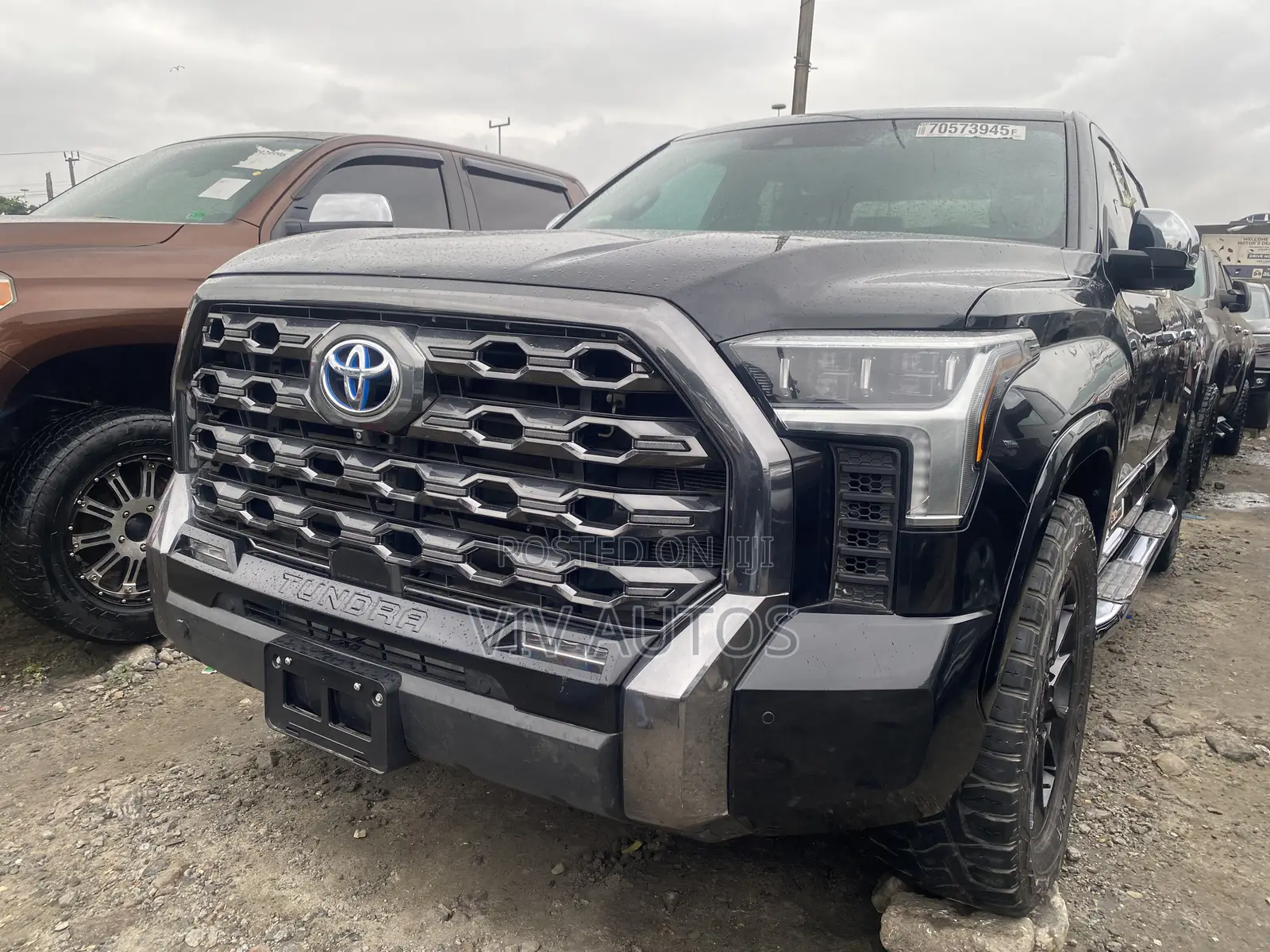 Toyota Tundra 1794 Edition CrewMax 5.5' Bed 2023 Black