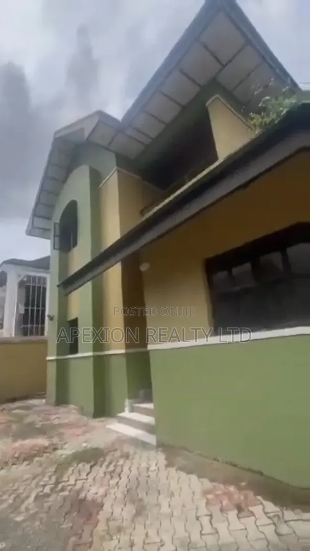 5bdrm Duplex in Mopol 19 Estate, GRA Phase 2 / Port-Harcourt for rent