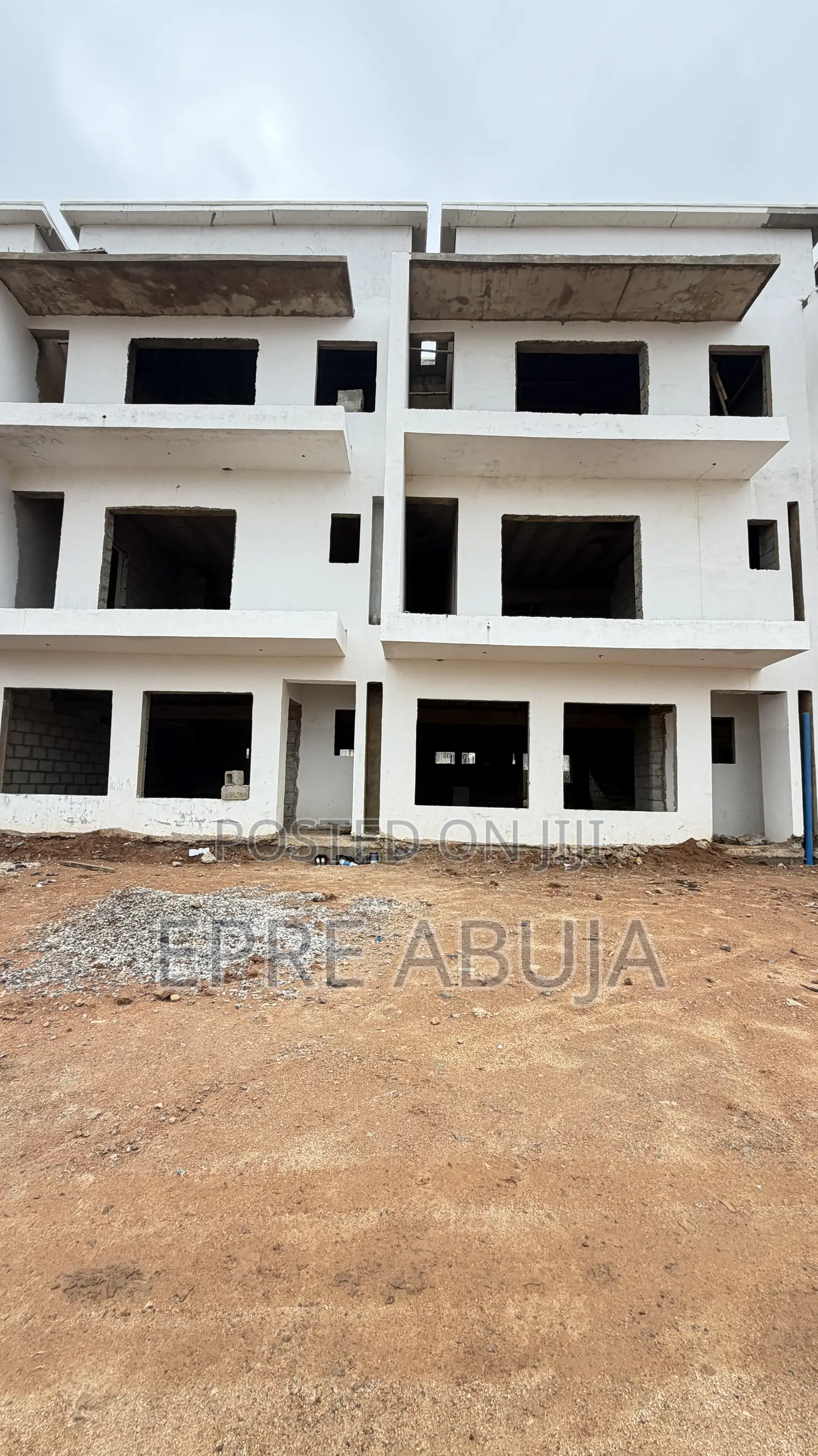 4bdrm Duplex in Maitama for sale