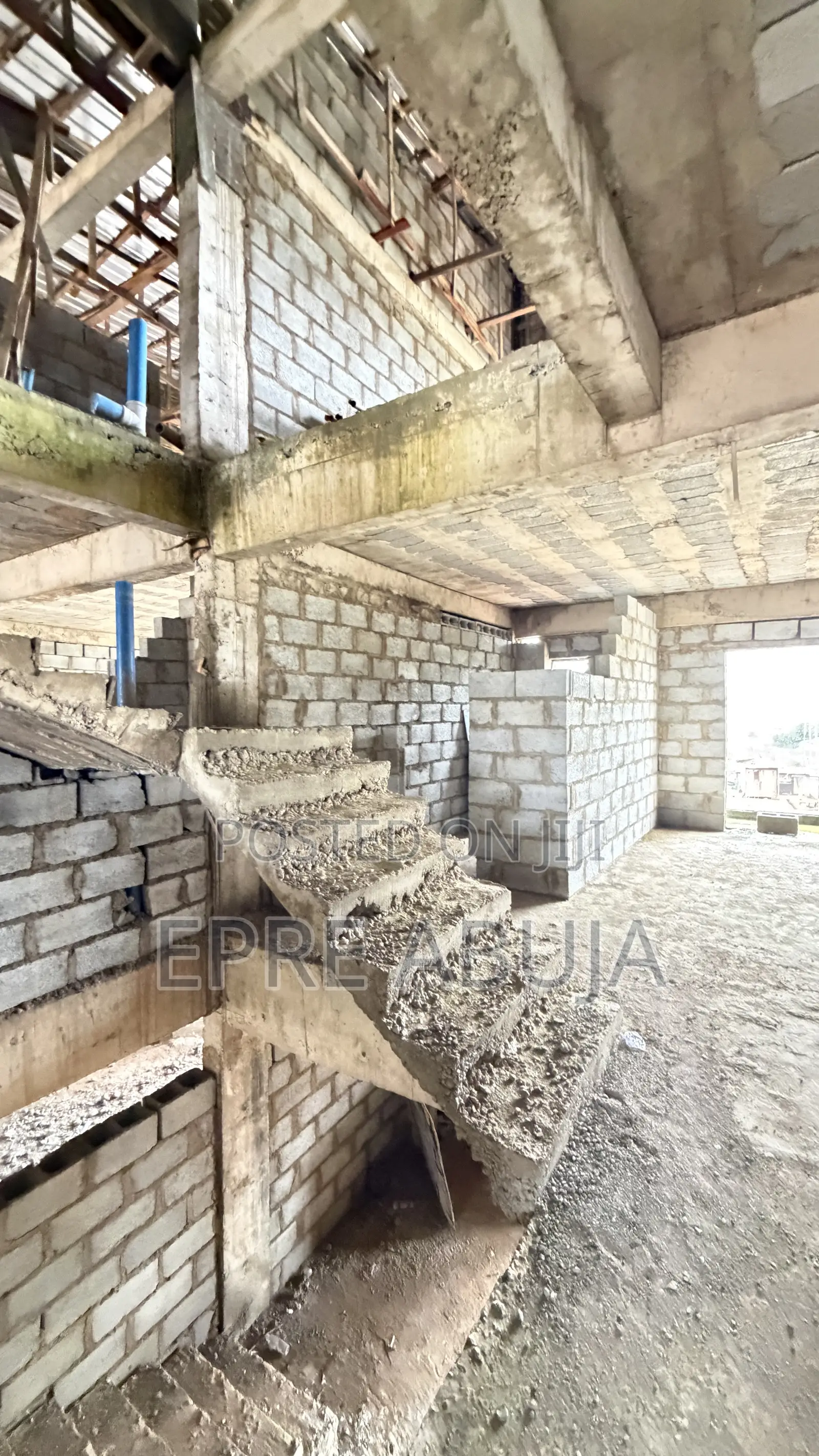 4bdrm Duplex in Maitama for sale