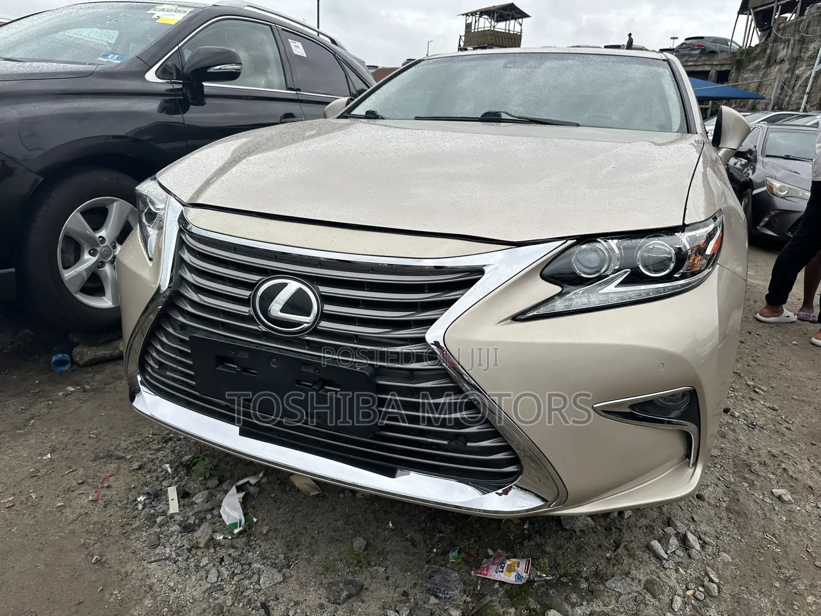 Lexus ES 350 FWD 2015 Gold