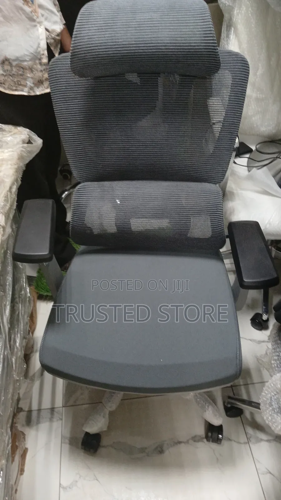 Super Executive Swivel Office Chair