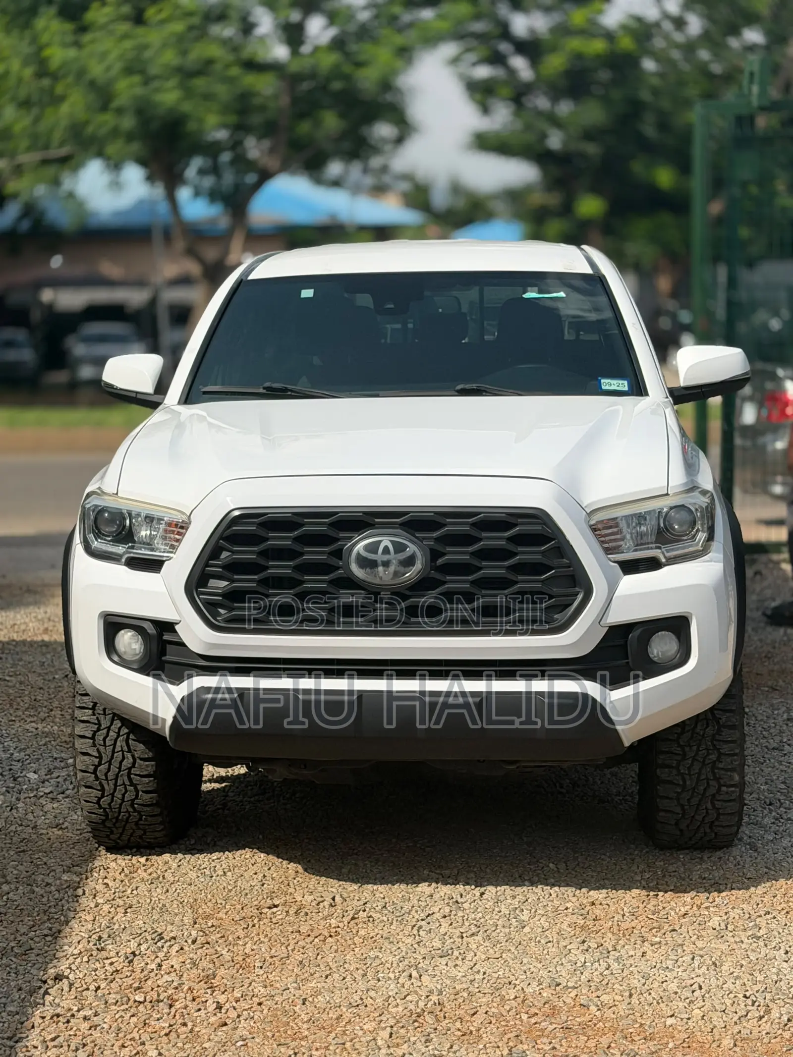 Toyota Tacoma 2018 White