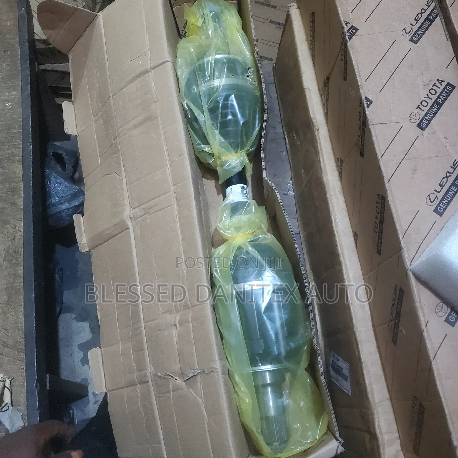 Complete Drive Shaft of Toyota Prado, 4Runner and Tacoma 2005 to 2017