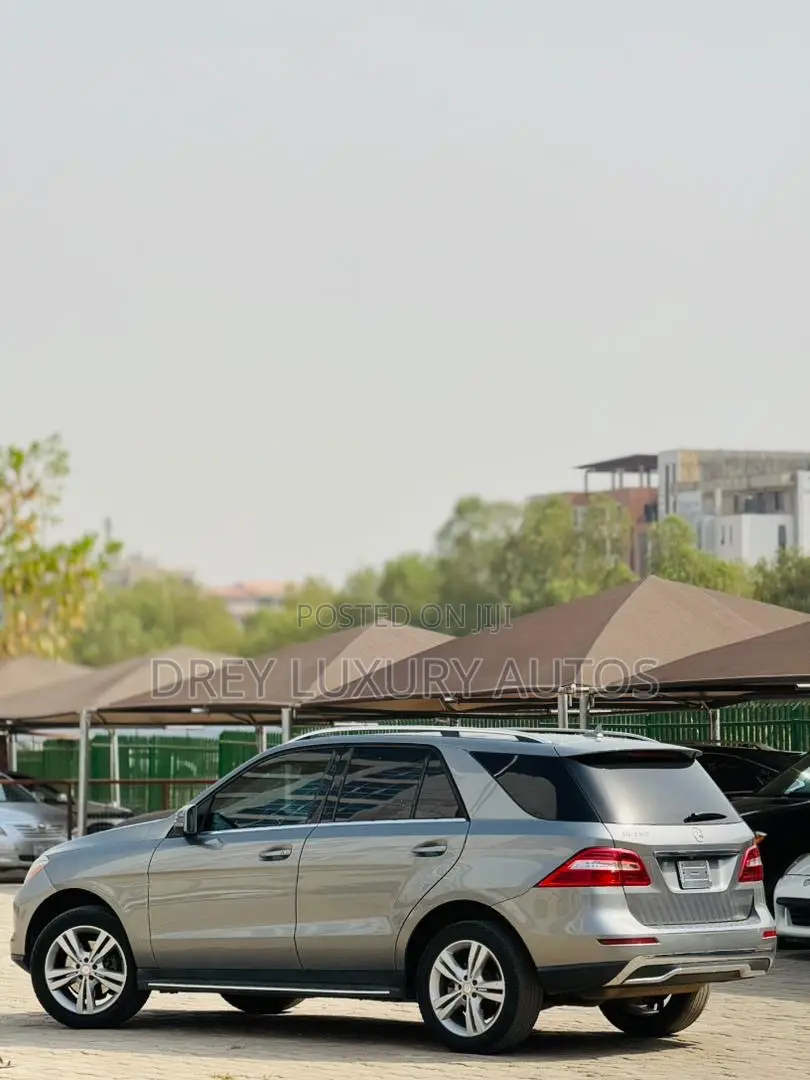 Mercedes-Benz M Class ML350 4dr SUV (3.5L 6cyl 7A) 2014 Green