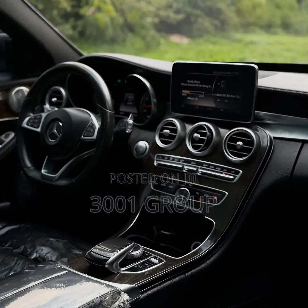 Mercedes-Benz C400 2016 Black