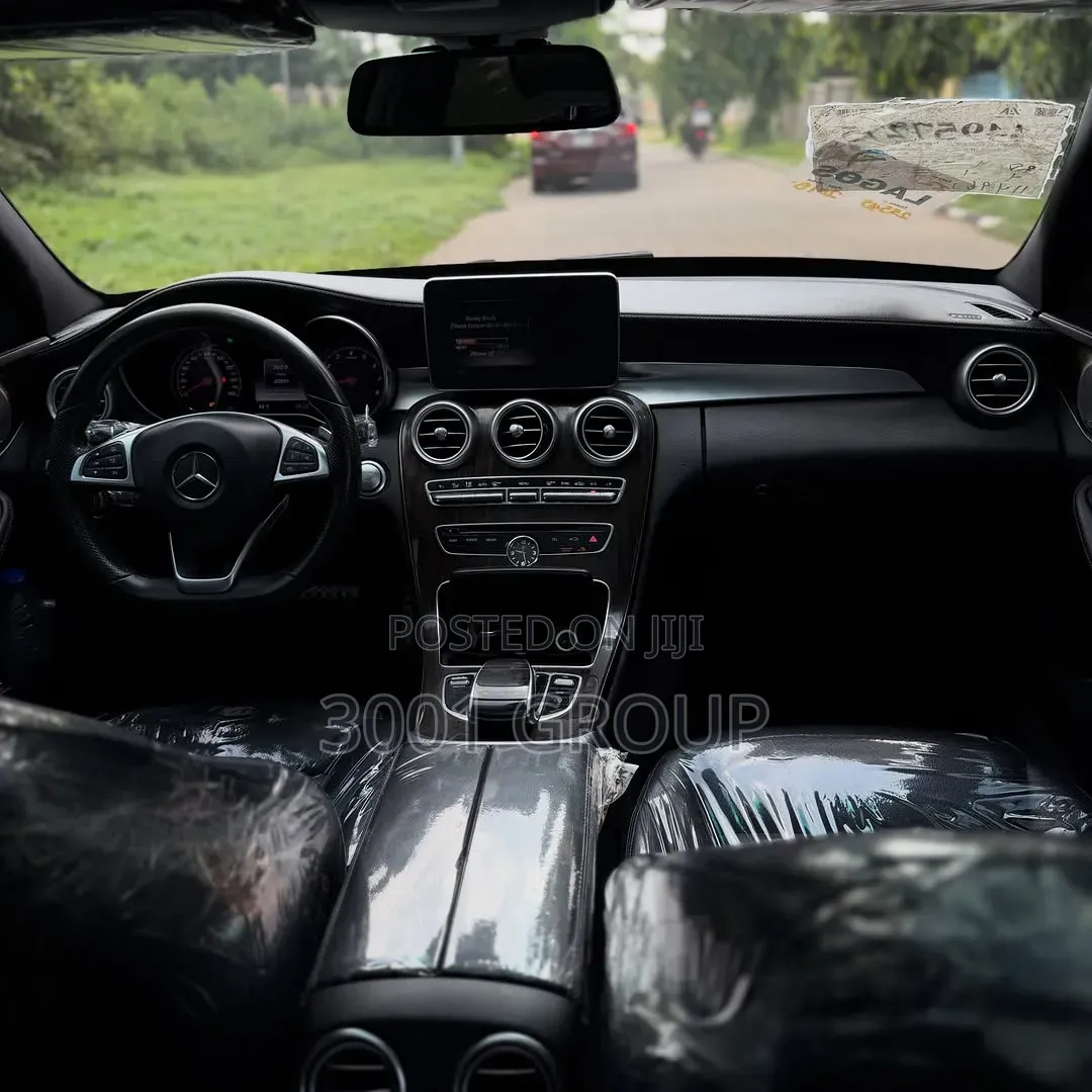 Mercedes-Benz C400 2016 Black