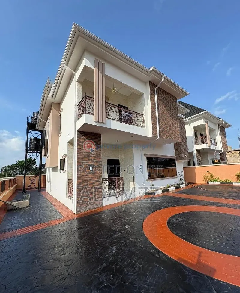 5bdrm House in Enugu for sale