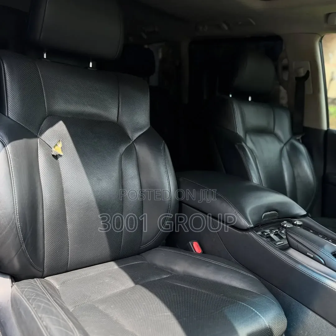 Lexus LX 2018 Black