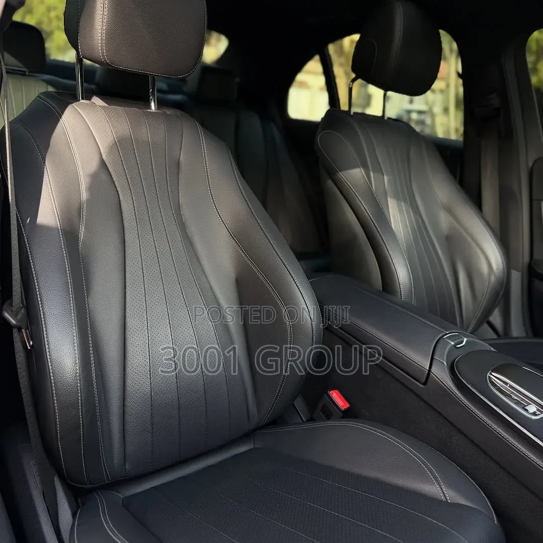 Mercedes-Benz E350 2023 Black