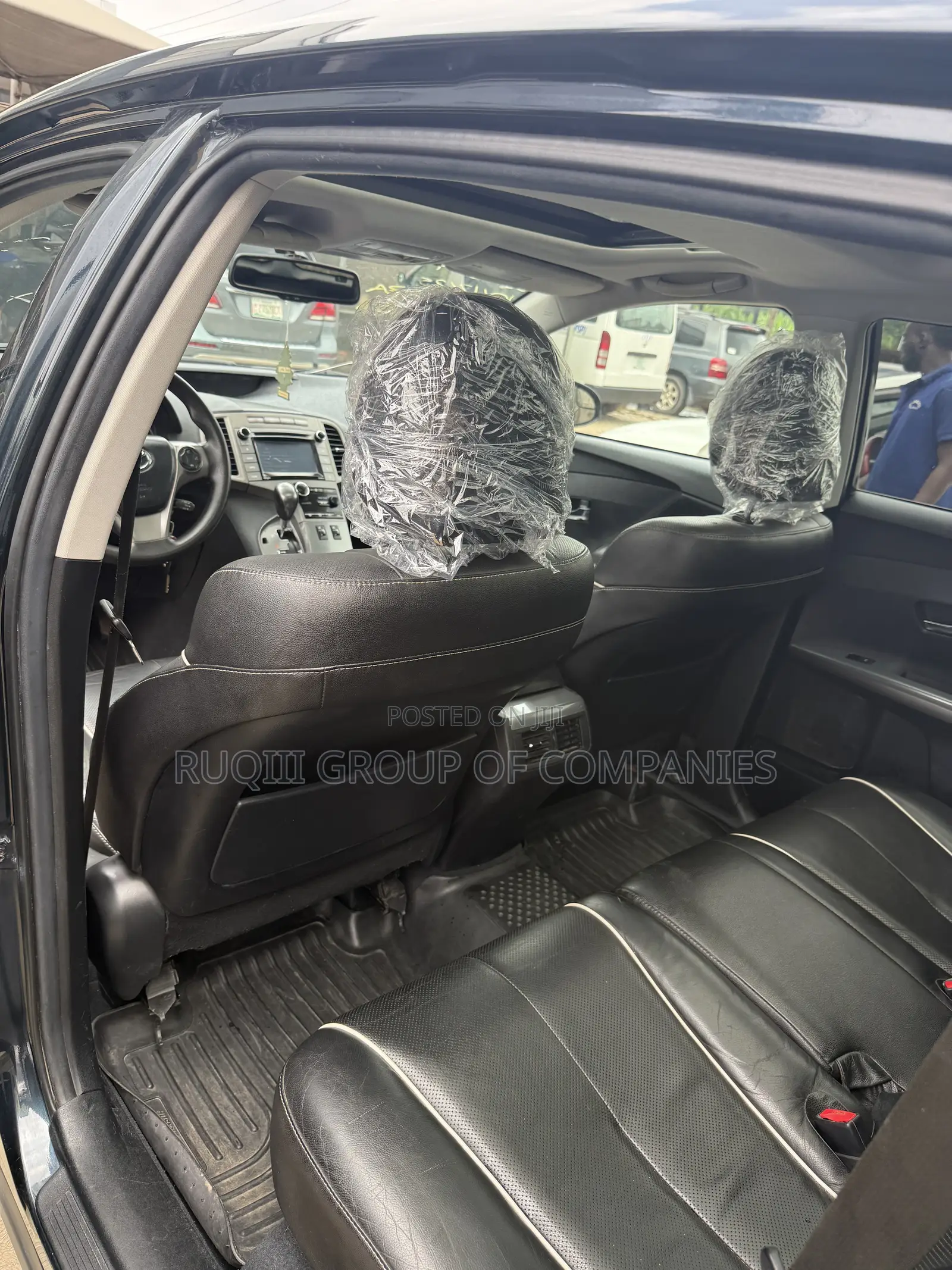 Toyota Venza XLE 2015 Matt Black
