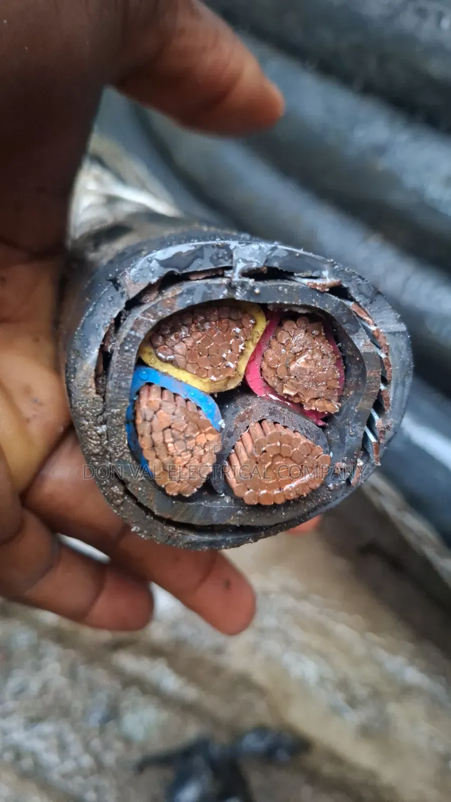 150mmx4core Copper Armored Cable