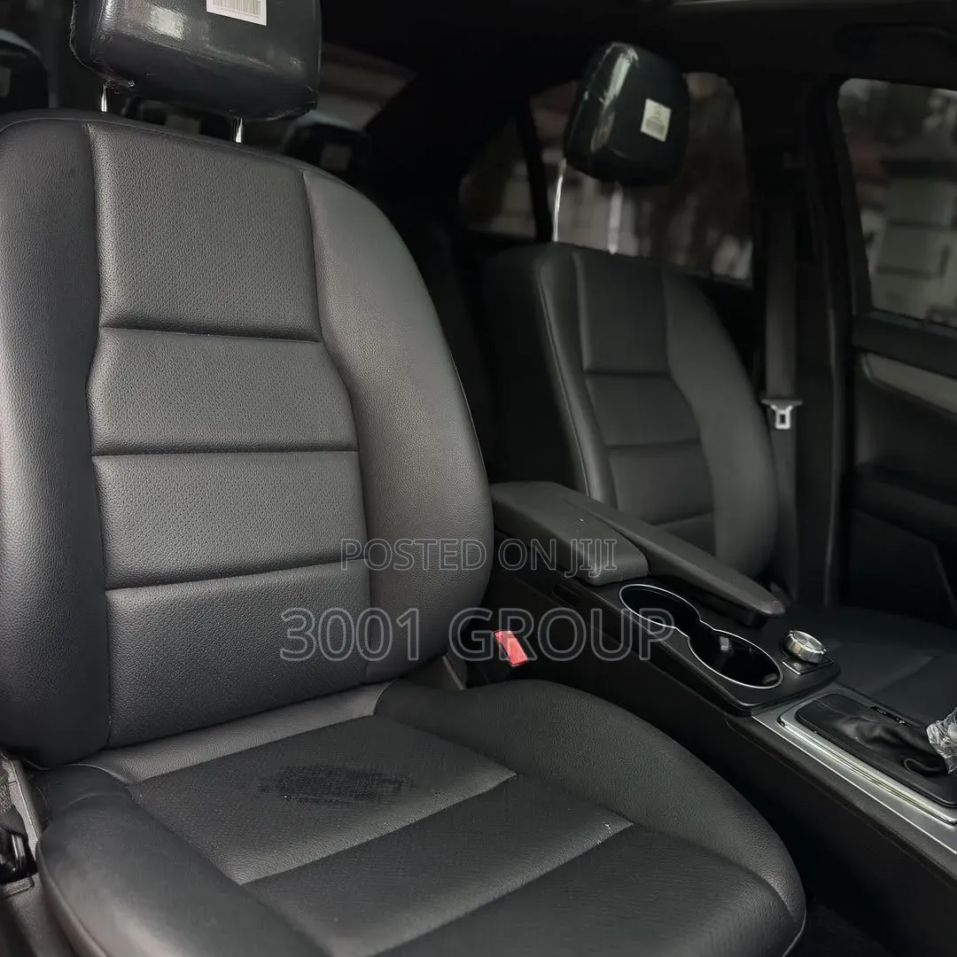 Mercedes-Benz C300 2014 Gray