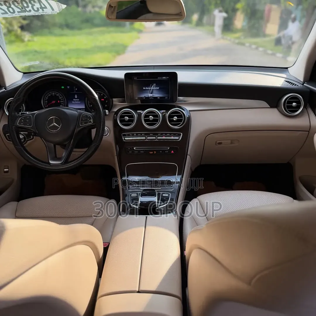Mercedes-Benz GLC-Class 2017 White