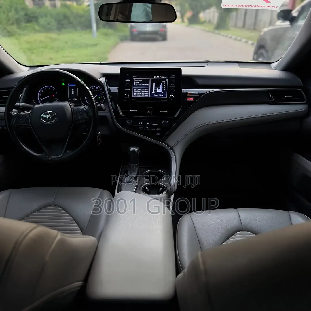 Toyota Camry 2021 Black
