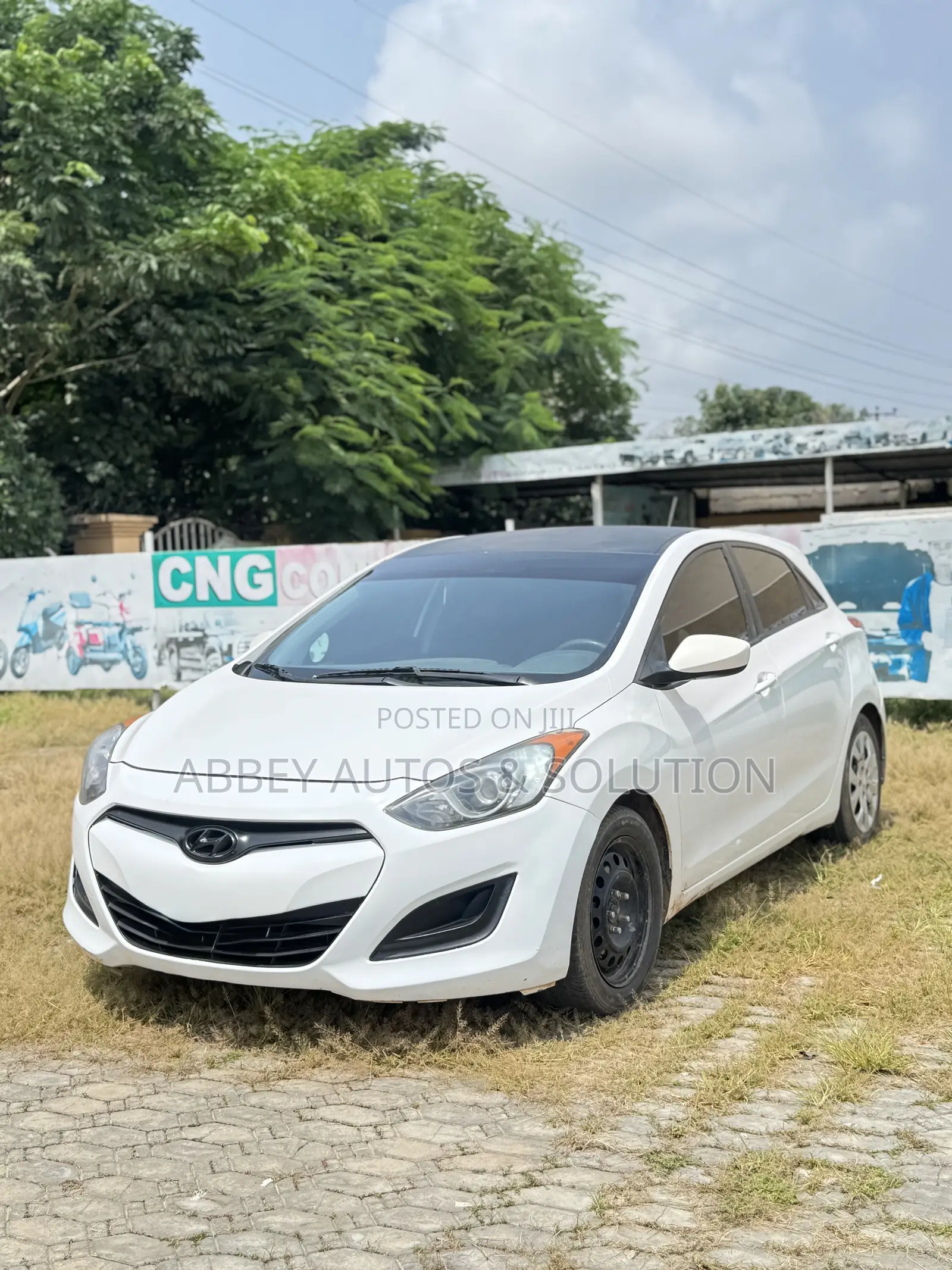 Hyundai Elantra GT 2013 White
