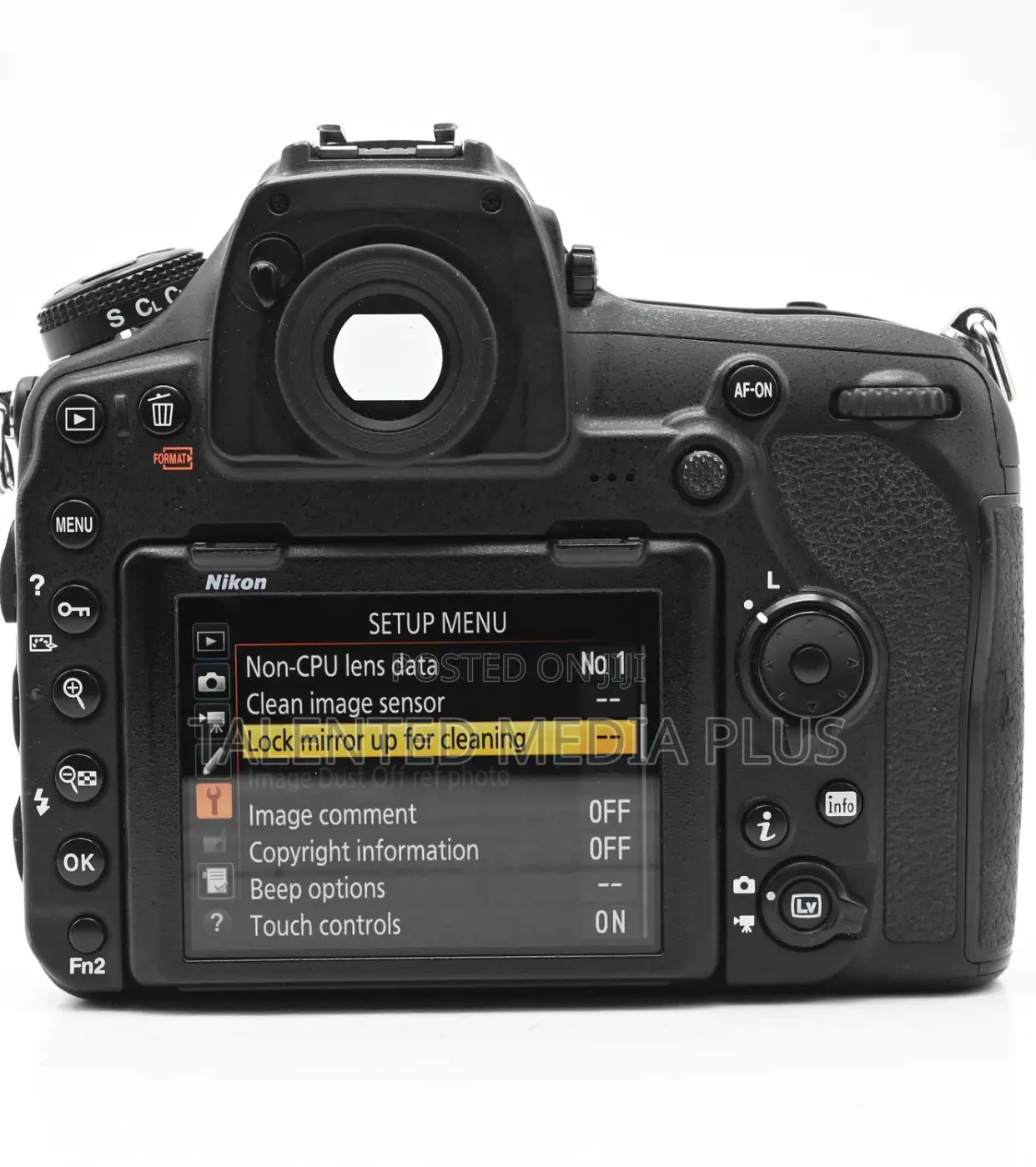 Nikon D810 Digital SLR Camera Body Only Like New